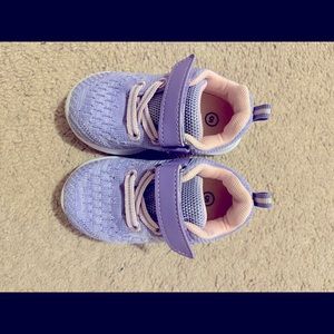 Toddler cool and comfortable sneakers